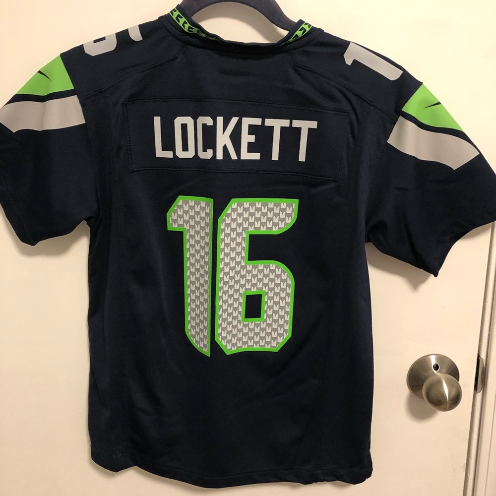 Youth Medium Tyler Lockett Seattle Seahawks Jersey